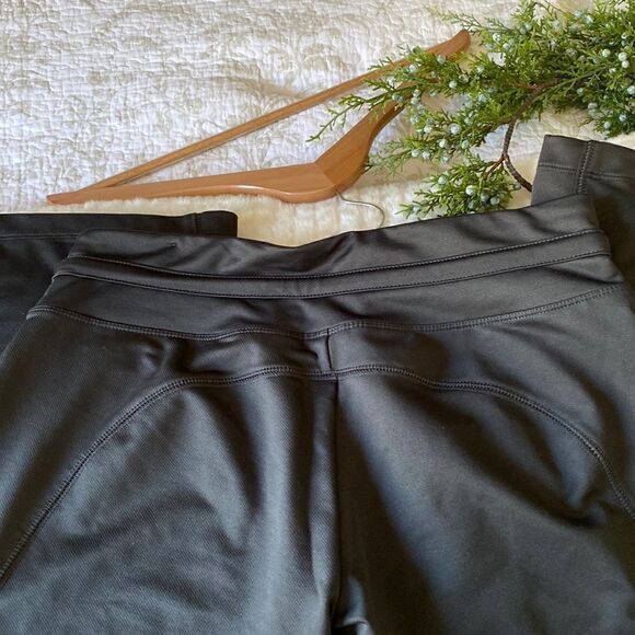 Nike Cropped Leggings/Pants   - Picture 5 of 7